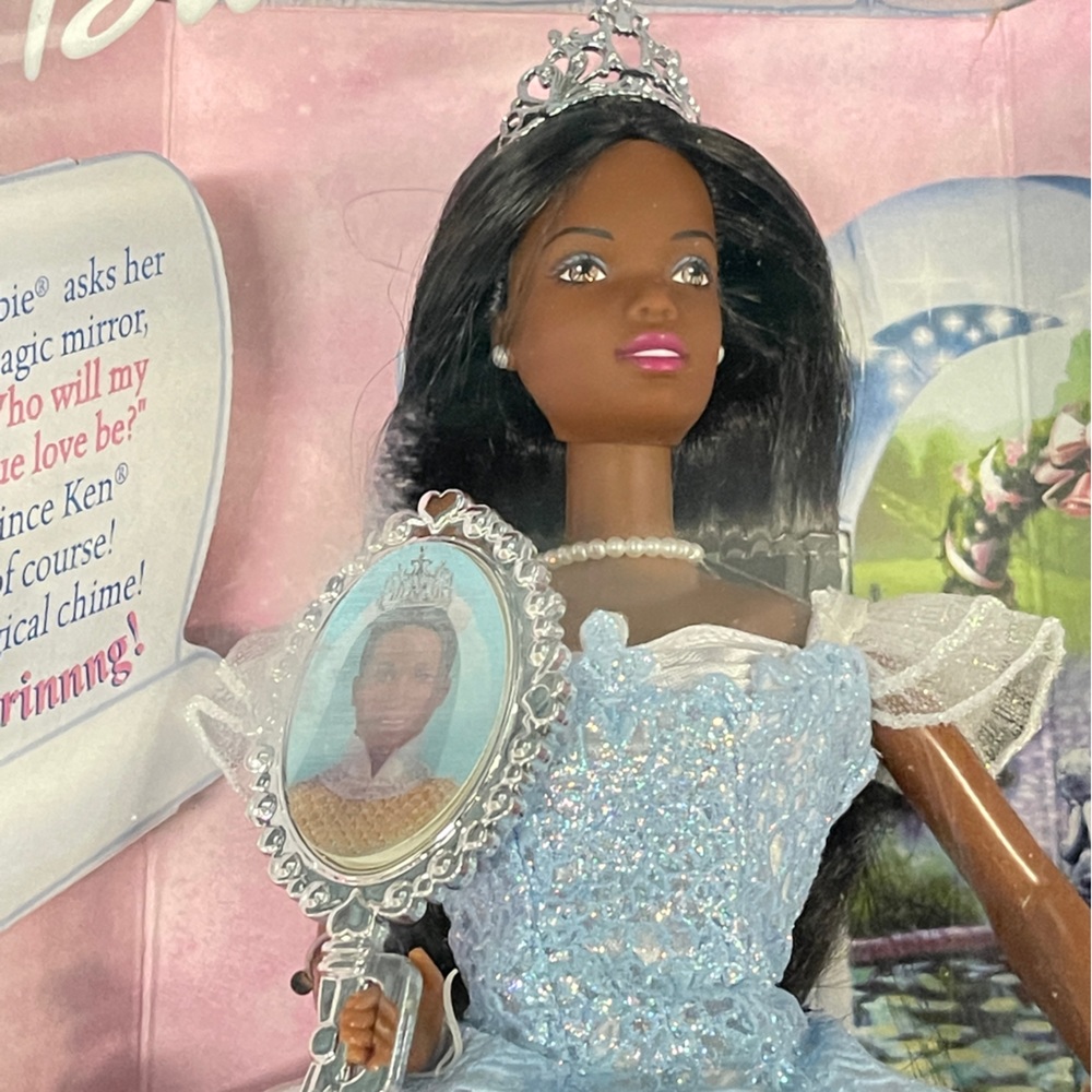 Mattel 2000 African American Princess Bride Barbie #28252 - Picture 7 of 8